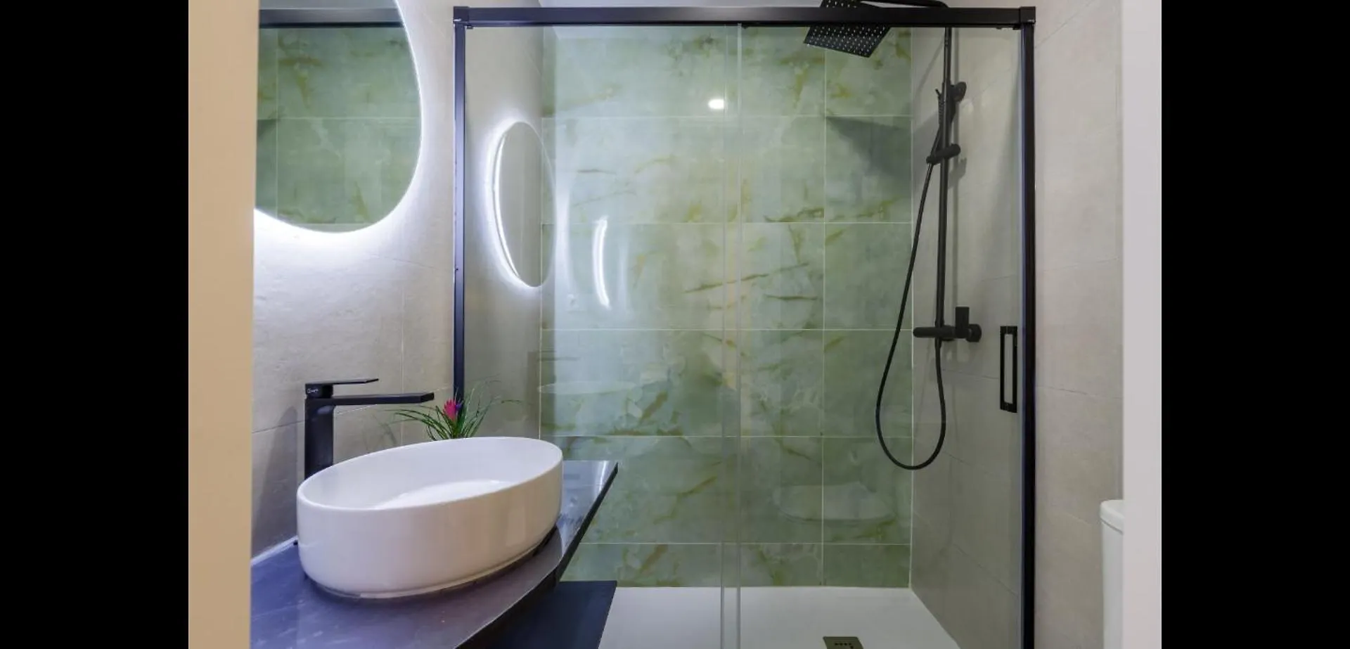 Picasso 2 Luxury Apartment Malaga Spain